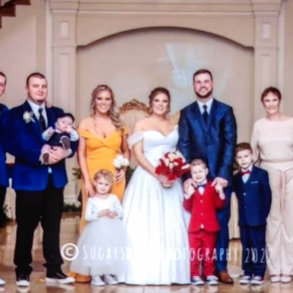 Meet your Posher, Ronda - Picture 13 of 14